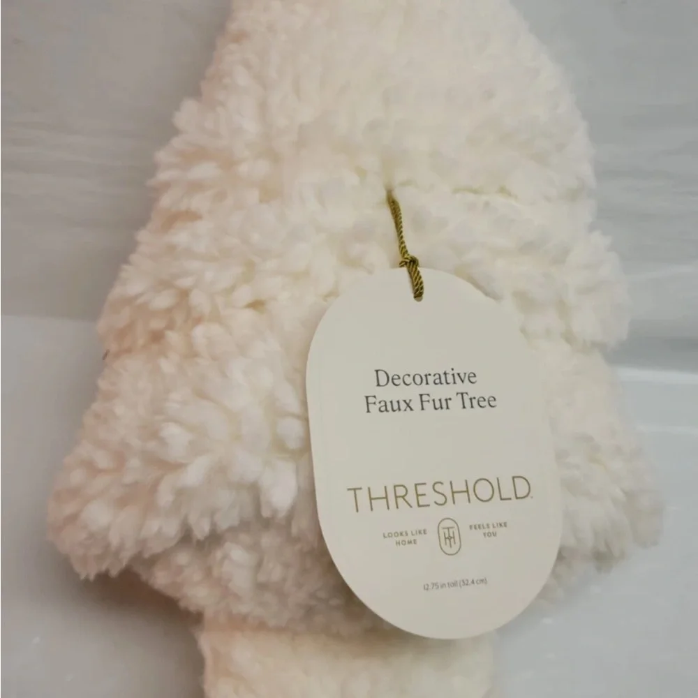 Threshold Faux Shearling Sherpa Tree Shaped Throw Pillow White Plush Christmas